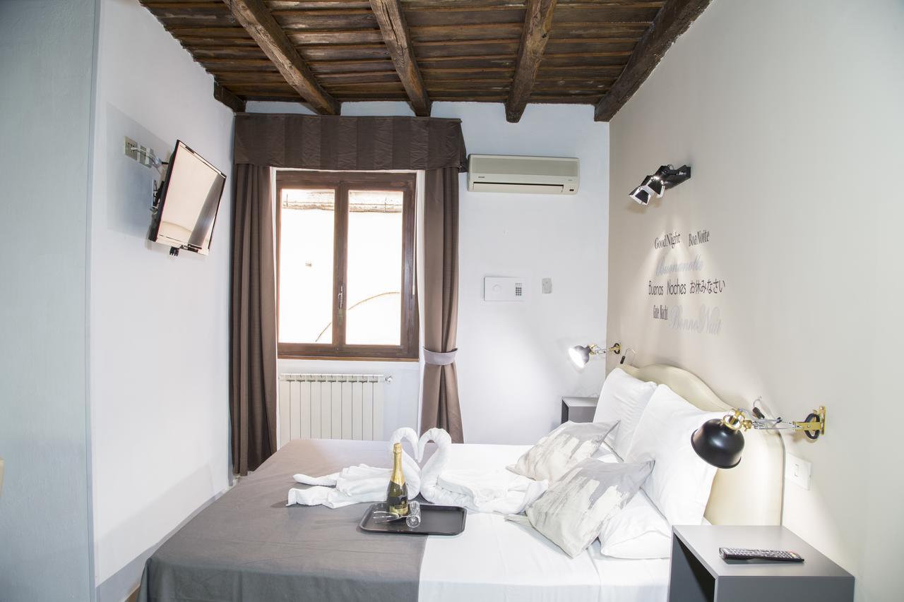 Do-Do Navona Suites Rome Buitenkant foto