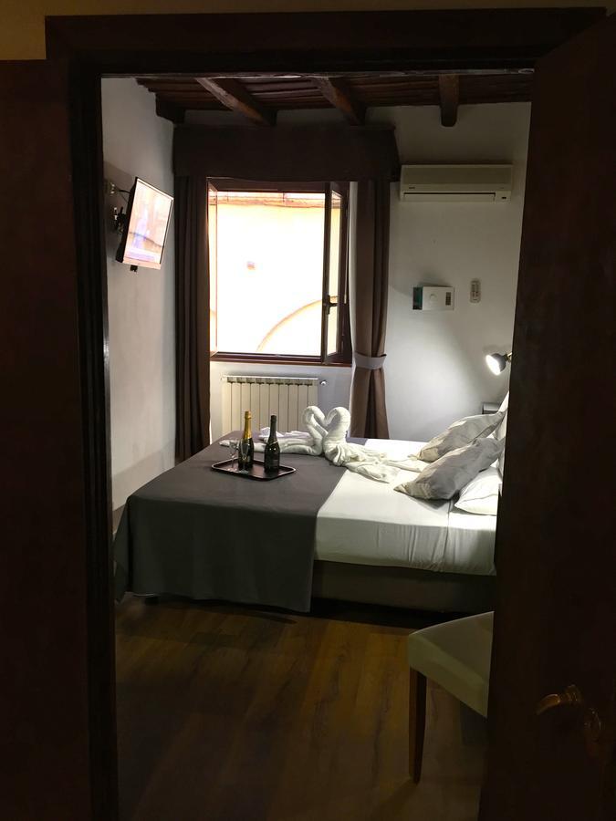 Do-Do Navona Suites Rome Kamer foto