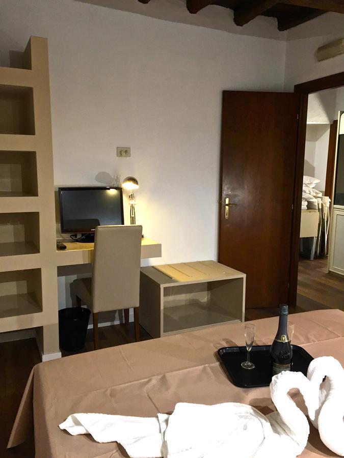 Do-Do Navona Suites Rome Kamer foto